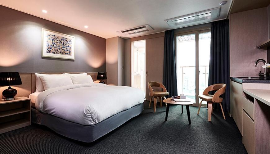 New Raon Stay Čindžu Exteriér fotografie