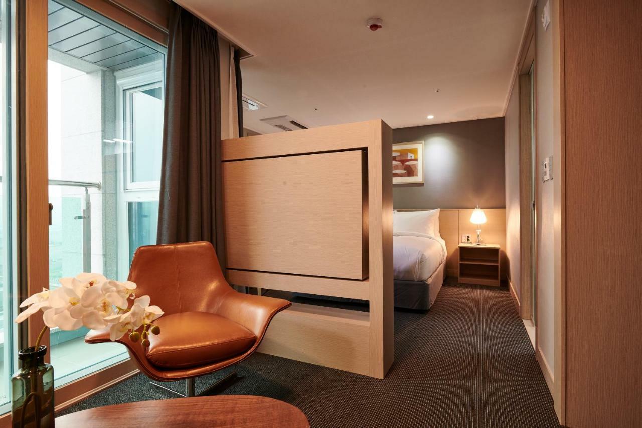 New Raon Stay Čindžu Exteriér fotografie